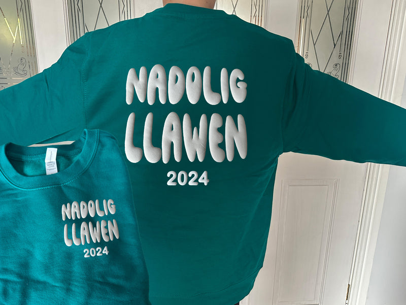 Custom Unisex WELSH Christmas jumper Nadolig Llawen PUFF back detail